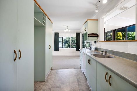 Photo of property in 46 Cumberland Street, Merrilands, New Plymouth, 4312