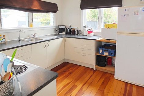 Photo of property in 4 Andresen Street, Foxton Beach, Foxton, 4815