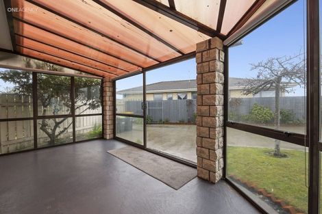 Photo of property in 9 Cornet Lane, Aranui, Christchurch, 8061