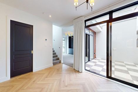 Photo of property in 9a Edge Hill, Mount Victoria, Wellington, 6011