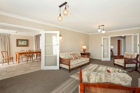 Photo of property in 35 Rountree Street, Upper Riccarton, Christchurch, 8041