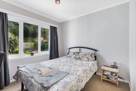 Photo of property in 66 Airlie Road, Plimmerton, Porirua, 5026