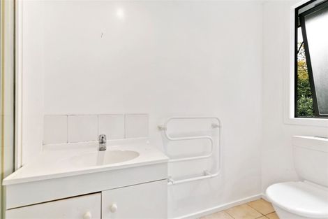 Photo of property in 13b Miriam Corban Heights, Henderson, Auckland, 0612