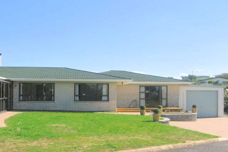 Photo of property in 208 Buffalo Beach Sh25 Road, Whitianga, 3592