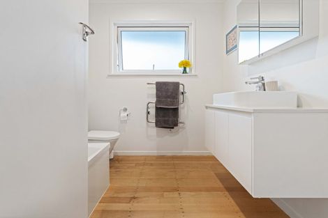 Photo of property in 2/57 Church Road, Mangere Bridge, Auckland, 2022