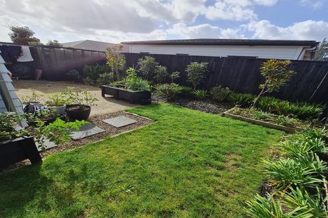 Photo of property in 97 Schoolside Road, Kumeu, 0810