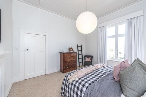 Photo of property in 4 Saint Leonard Street, Saint Johns Hill, Whanganui, 4501