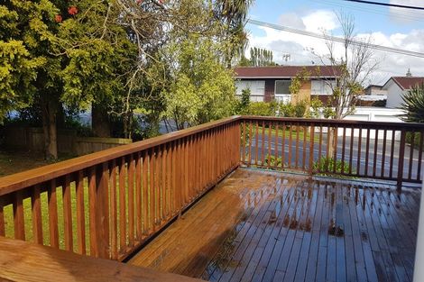 Photo of property in 204 East Coast Road, Forrest Hill, Auckland, 0620