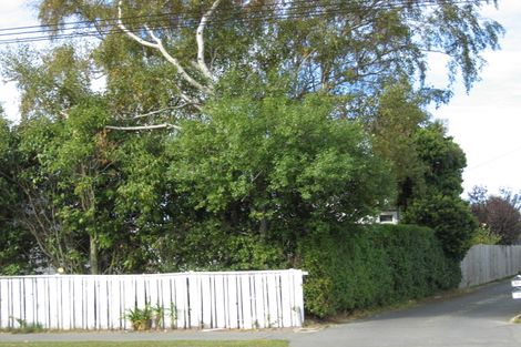 Photo of property in 1/85a Middlepark Road, Sockburn, Christchurch, 8042