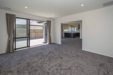 Photo of property in 6 Bryden Place, Halswell, Christchurch, 8025