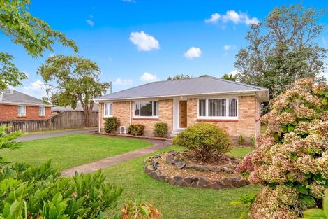 Photo of property in 66a Sutton Crescent, Papakura, 2110