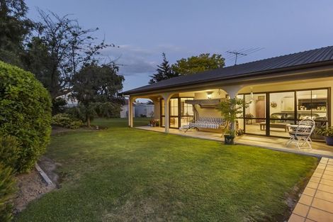 Photo of property in 2 Coleraine Street, Cromwell, 9310