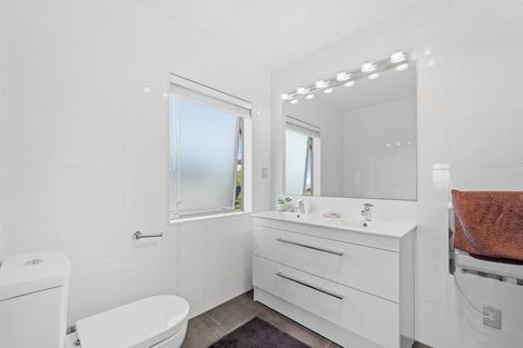 Photo of property in 9 Ruth Craig Place, Stanmore Bay, Whangaparaoa, 0932