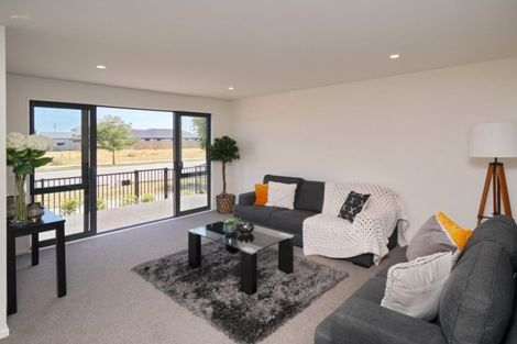 Photo of property in 49 Pegasus Boulevard, Pegasus, 7612