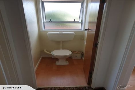 Photo of property in 23 Liverton Crescent, Bishopdale, Christchurch, 8053