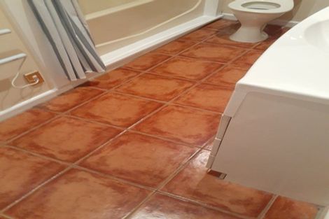 Photo of property in 216 Oriental Parade, Oriental Bay, Wellington, 6011