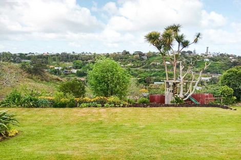 Photo of property in 28 Shakespeare Road, Bastia Hill, Whanganui, 4500