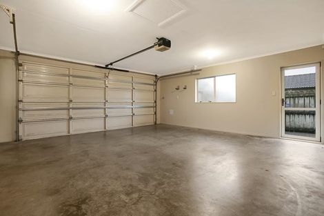 Photo of property in 15 Monash Place, Flat Bush, Auckland, 2016