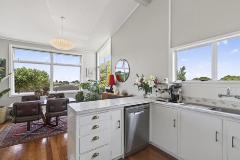 Photo of property in 56 Crownhill Street, Spotswood, New Plymouth, 4310