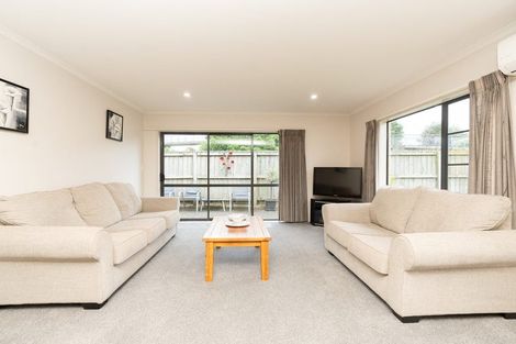 Photo of property in Bramley Gardens, 11/3 Turnbury Court, Rototuna, Hamilton, 3210