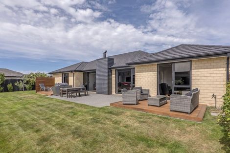 Photo of property in 52 Shadbolt Lane, Rolleston, 7614