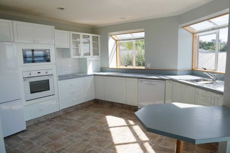 Photo of property in 1/98 Moncks Spur Road, Redcliffs, Christchurch, 8081