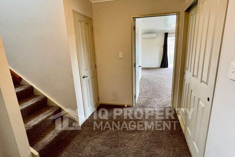 Photo of property in 35 Peninsula Road, Mangere, Auckland, 2022