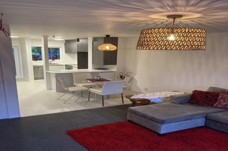 Photo of property in 5/72 Kitchener Road, Milford, Auckland, 0620