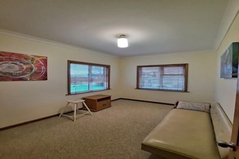 Photo of property in 13 Regent Street, Hawera, 4610