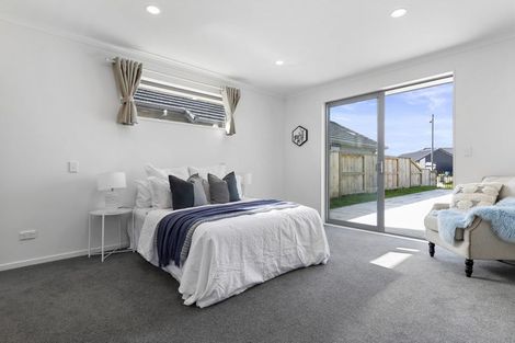 Photo of property in 2 Sydney Place, Flagstaff, Hamilton, 3210