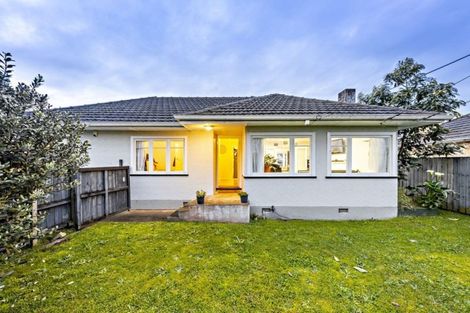 Photo of property in 56 Willis Road, Papakura, 2110