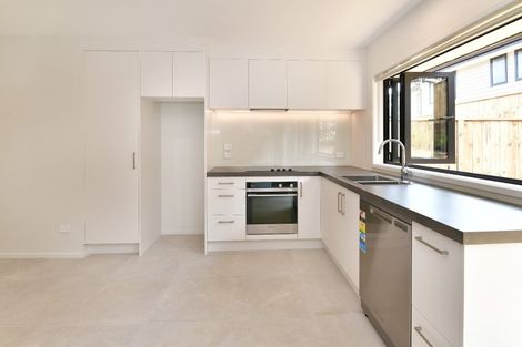 Photo of property in 31 Maraeariki Avenue, Orewa, 0931