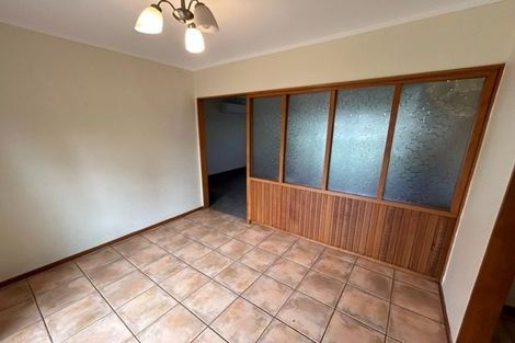 Photo of property in 5 Parkland Crescent, Terrace End, Palmerston North, 4410