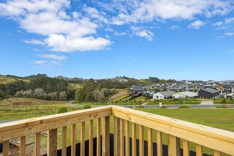 Photo of property in 24 Kikorangi Drive, Wainui, 0992