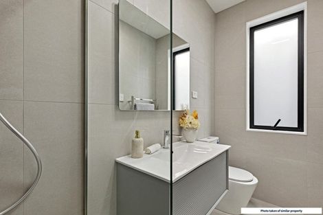 Photo of property in 15 Puhikawa Street, Massey, 0614