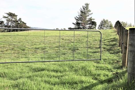 Photo of property in 181 Mangakura Road, Helensville, 0875