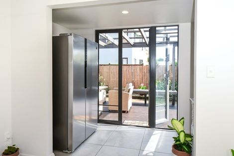 Photo of property in 41 Nielsen Gardens, Rototuna, Hamilton, 3210