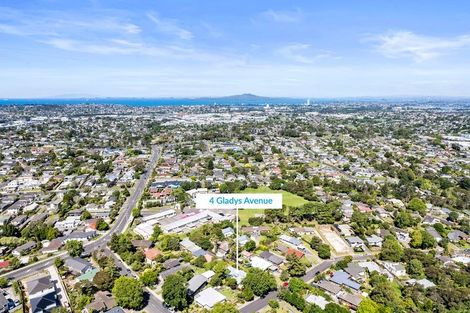 Photo of property in 4 Gladys Avenue, Glenfield, Auckland, 0629