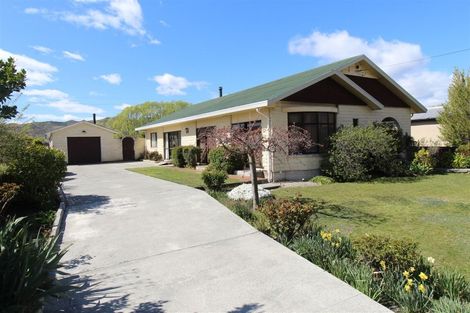 Photo of property in 42 Bledisloe Street, Kurow, 9435