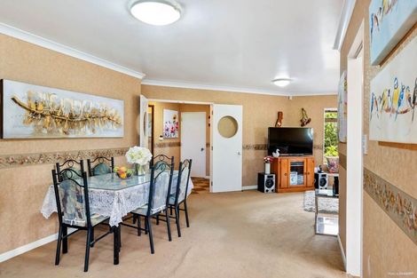 Photo of property in 15 Prictor Street, Papakura, 2110
