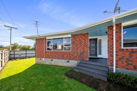 Photo of property in 12 Saxton Road, Upper Vogeltown, New Plymouth, 4310