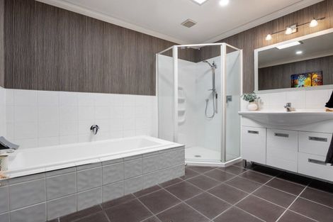 Photo of property in 2a Wentworth Drive, Rototuna North, Hamilton, 3210