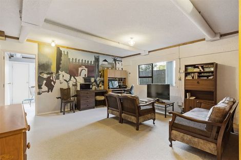 Photo of property in 208 Clovelly Road, Bucklands Beach, Auckland, 2012