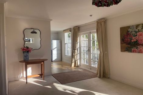 Photo of property in 35 Brownville Crescent, Maori Hill, Dunedin, 9010