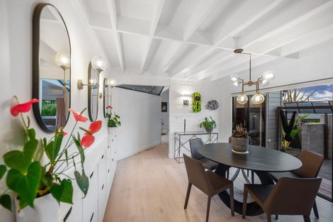 Photo of property in 9 Quebec Road, Milford, Auckland, 0620