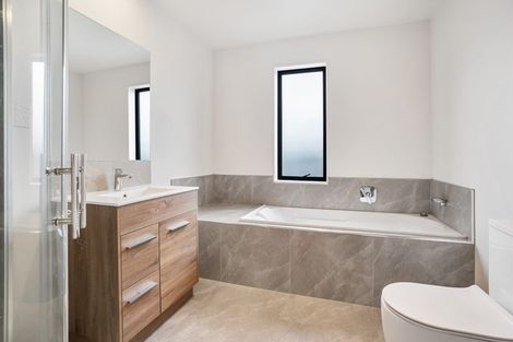 Photo of property in 1 Dignity Street, Papakura, 2110