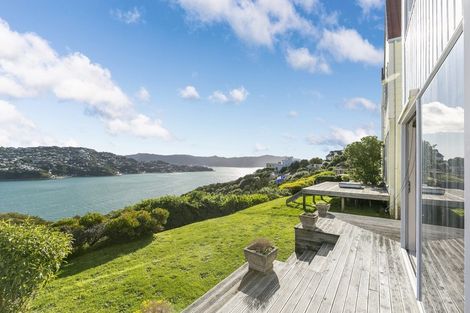 Photo of property in 133 Akaroa Drive, Maupuia, Wellington, 6022