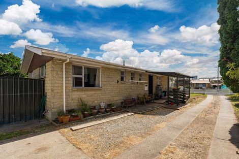 Photo of property in 70 Carrington Avenue, Silverdale, Hamilton, 3216