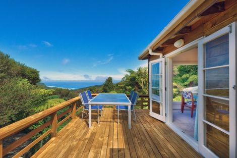 Photo of property in 193 Piha Road, Piha, New Lynn, 0772