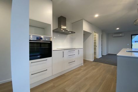 Photo of property in 37 Cousins Street, Woodend, 7691